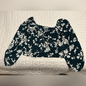 Abercrombie Long Sleeve Cinched Front Top Puff Sleeves Green Floral
